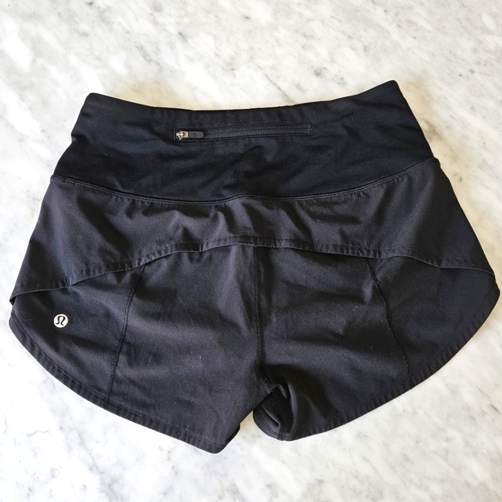 Lululemon Speed Up Short Low-Rise Lined - Size 4